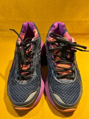 Brooks “Adrenaline GTS Navy Purple Running Shoes with Pink Accents NWOT #6